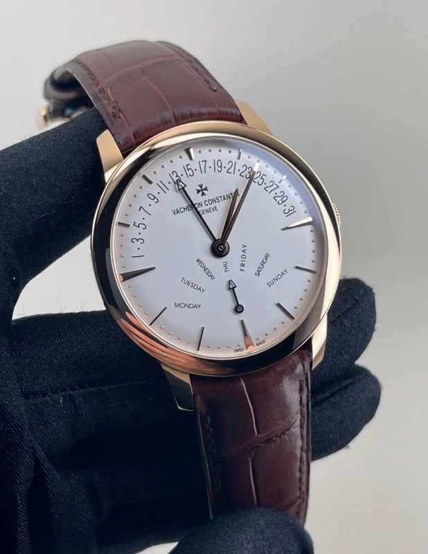 Vacheron Constantin Contemporaine Bi-Retrograde Day-Date 86020/000R-9239 3