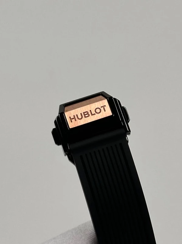 Hublot ONE CLICK KING 485.ox.1180.rx.1204 8