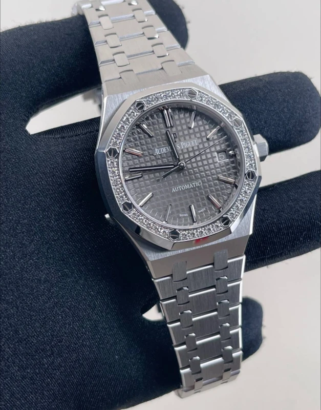 Audemars Piguet Selfwinding 37 mm 15551ST.ZZ.1356ST.06 3