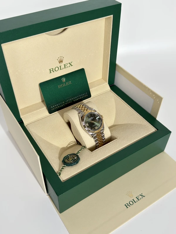 Rolex 36 mm, Oystersteel and yellow gold 126233-0025 5