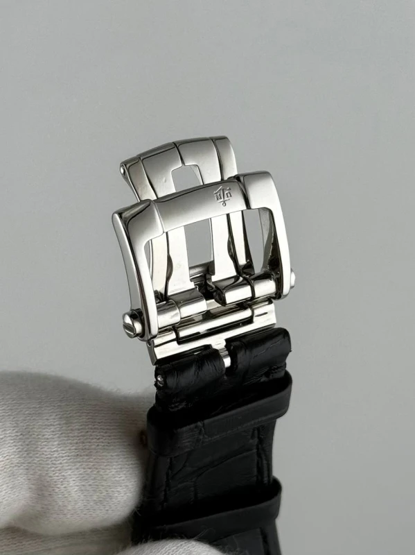 Ulysse Nardin EXECUTIVE DUAL TIME 43 мм 243-00/42 9