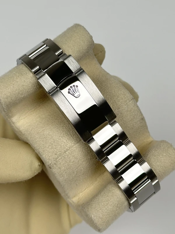 Rolex 41mm Steel 126300-0005 4