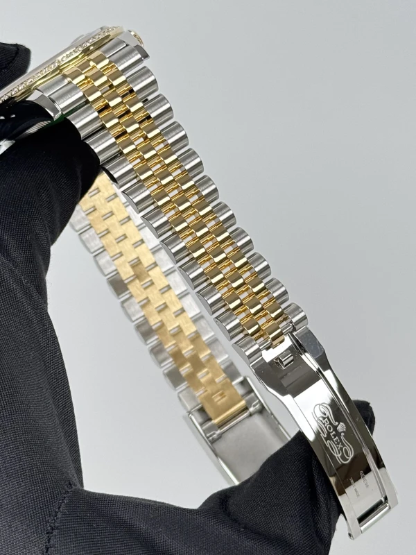 Rolex 36 mm Diamonds 126203 FIX 6