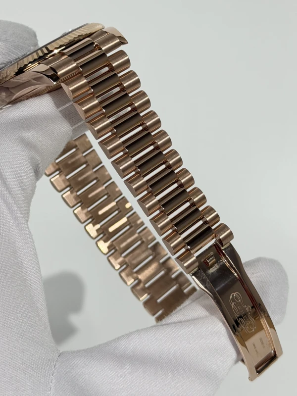 Rolex 40 mm Everose Gold 228235-0002 4