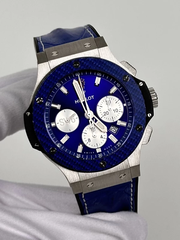 Hublot Chelsea FC 301.SY.7129.LR.CFC17 3