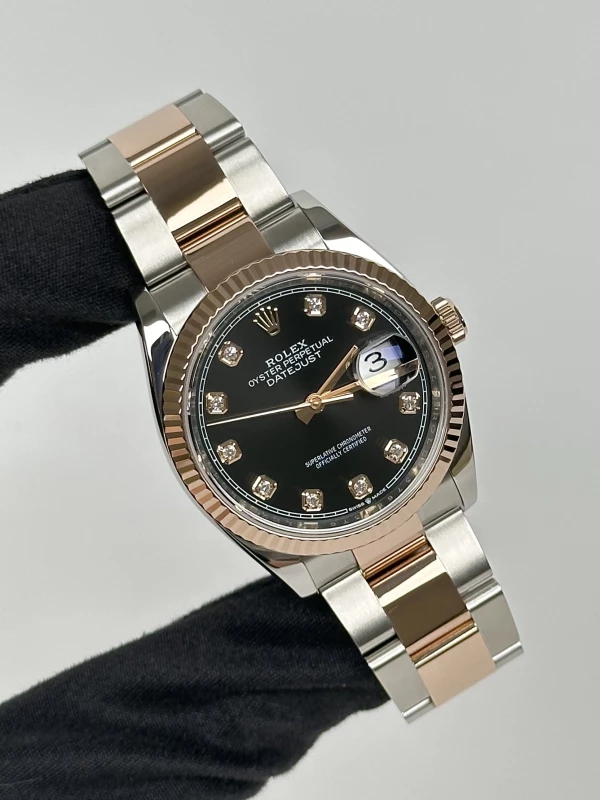 Rolex 36 mm, Oystersteel and Everose gold 126231-0020 2