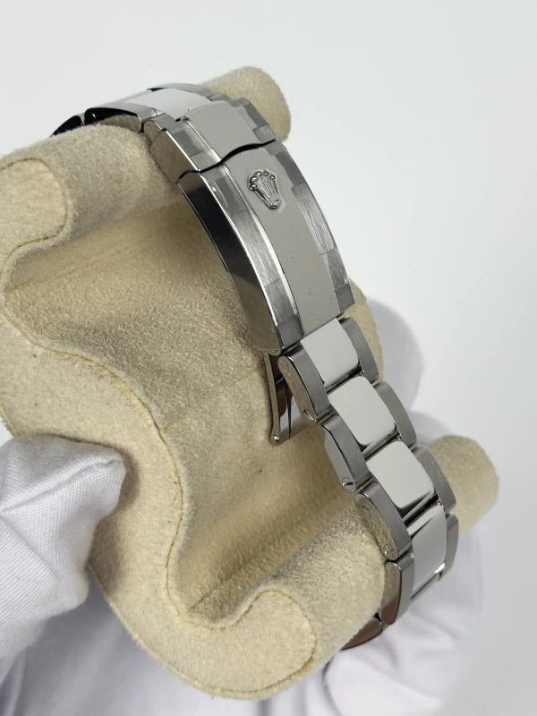 Rolex 41mm Steel 126300-0017 4
