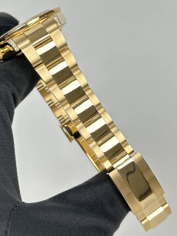 Rolex Cosmograph 40mm Yellow Gold 116508 5