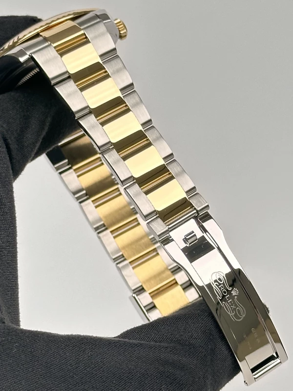 Rolex 41mm Steel and Yellow Gold 126333-0013 6