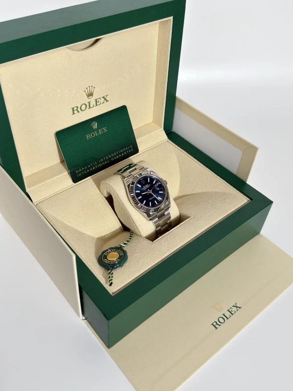 Rolex 41 mm, steel and white gold 126334-0001 5