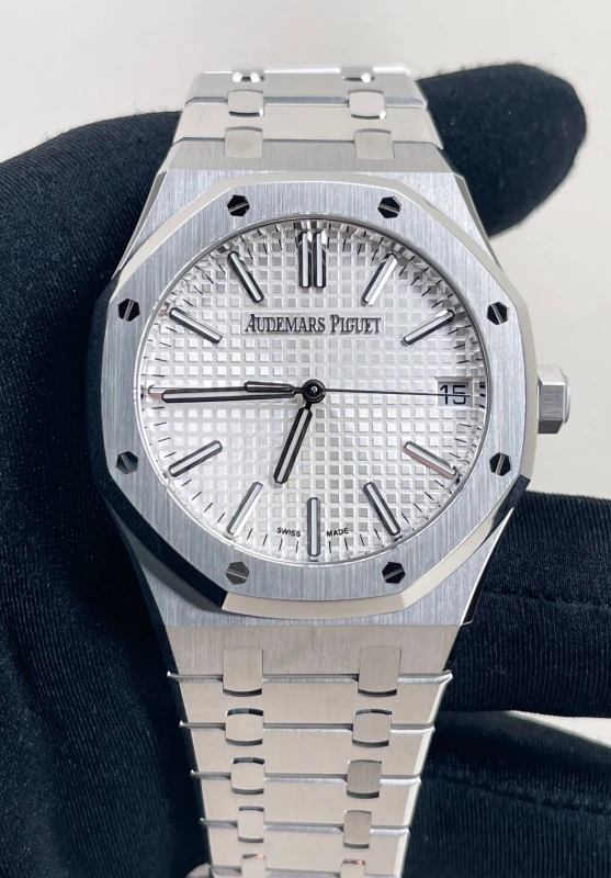 Audemars Piguet Selfwinding 15510ST.OO.1320ST.08 5