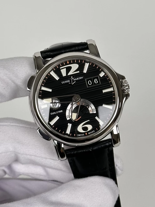 Ulysse Nardin Dual Time 42 mm 243-55/62 3