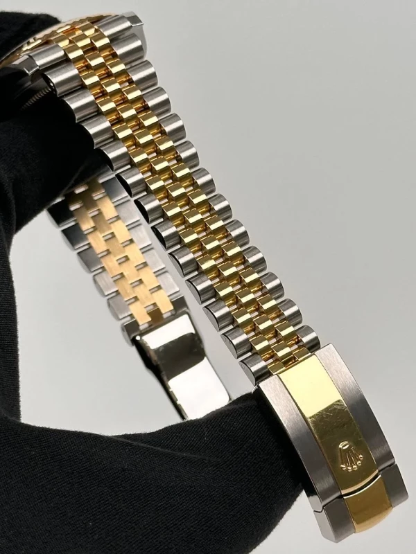 Rolex 41mm Steel and Yellow Gold 126333-0006 изображение - 7