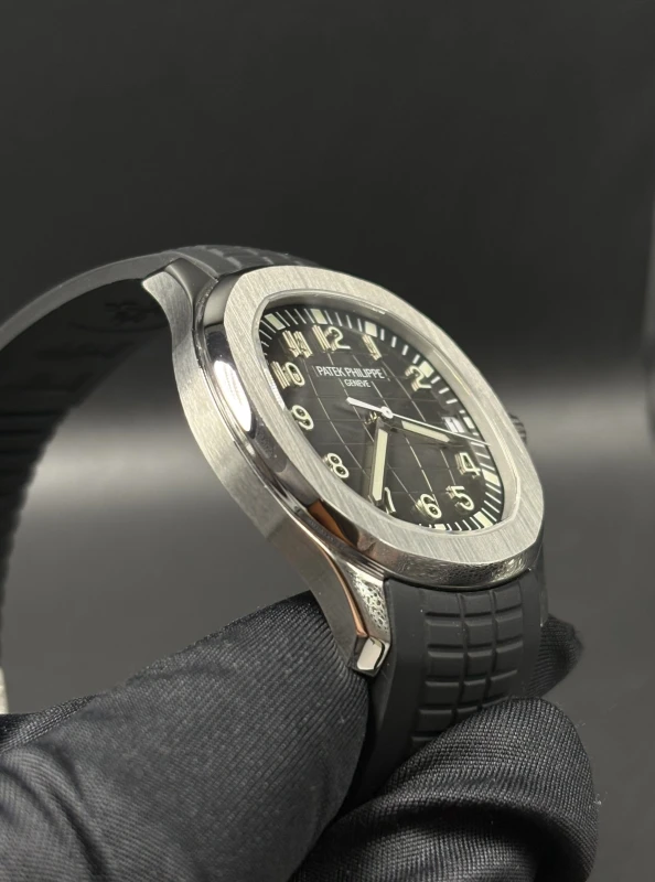 Patek Philippe 5167 5167A-001 4