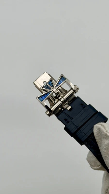 Vacheron Constantin 6007A/000G-H046 8