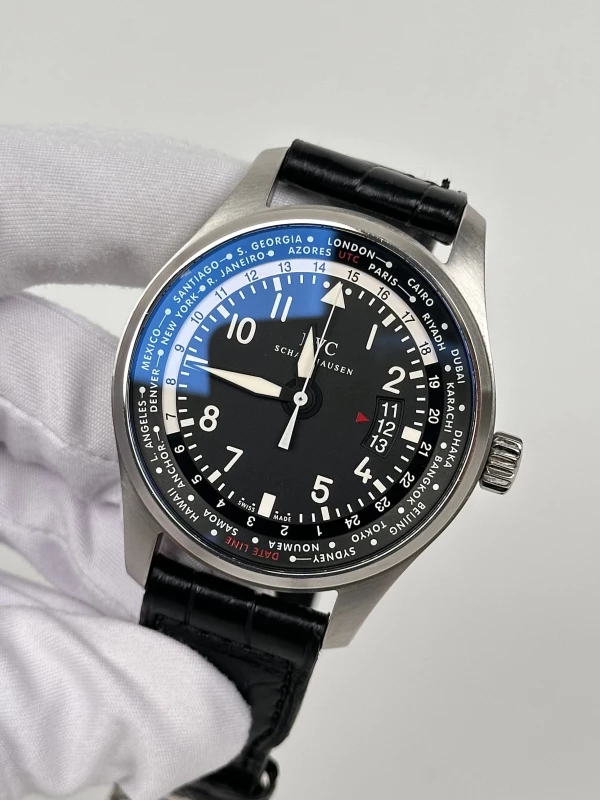 IWC Worldtimer IW326201 4