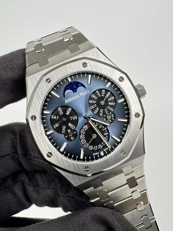Audemars Piguet Royal Oak Perpetual Calendar Ultra-Thin 26586TI.OO.1240TI.01 3