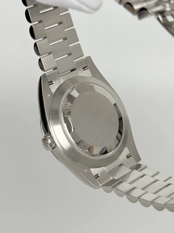 Rolex 40 mm Platinum 228206-0004 6