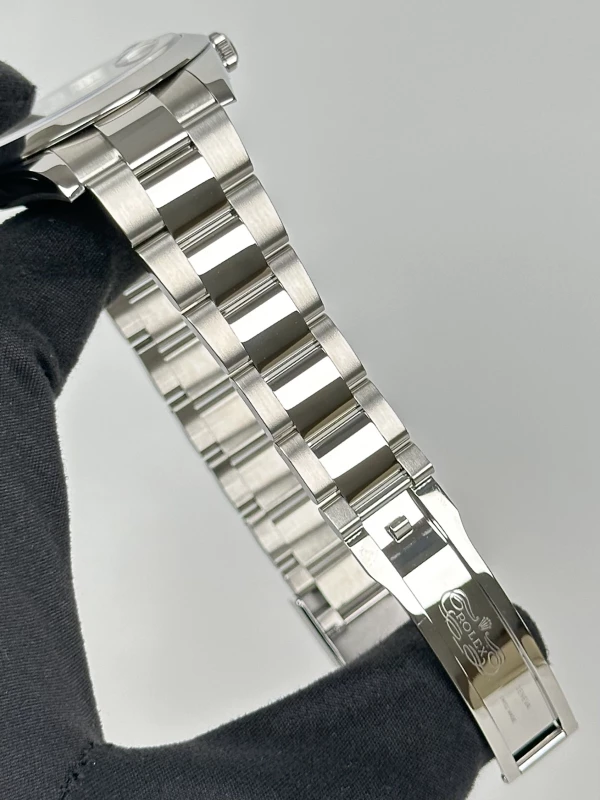 Rolex 41mm Steel 126334 6
