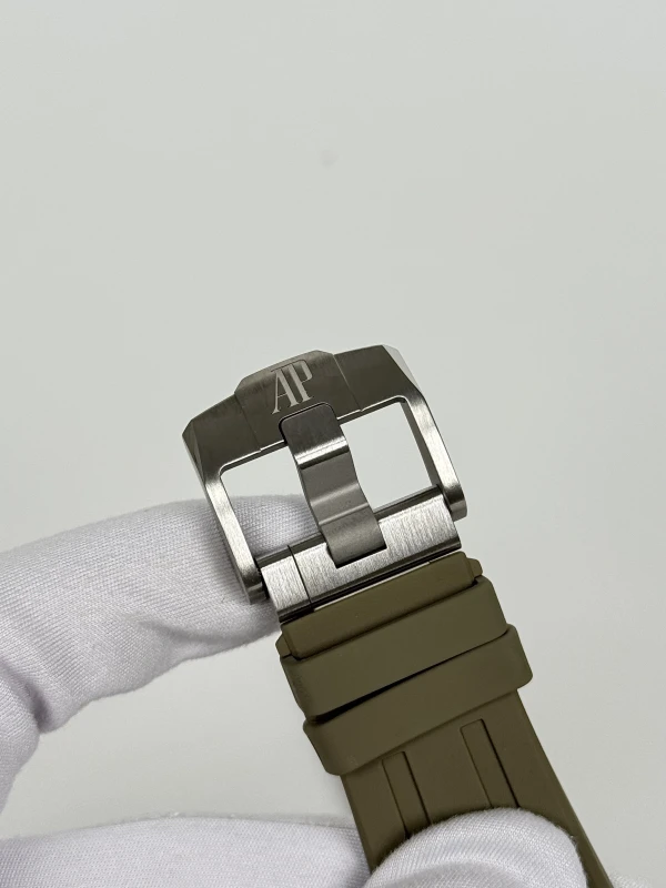 Audemars Piguet Offshore Chronograph 43 mm 26420SO.OO.A600CA.01 8