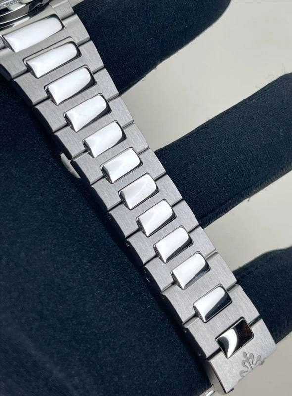 Patek Philippe Lady 7118 7118/1200A-001 6