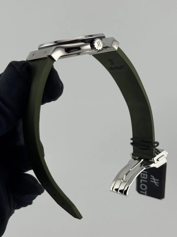 Hublot Automatic 42 mm 542.NX.8970.RX 6