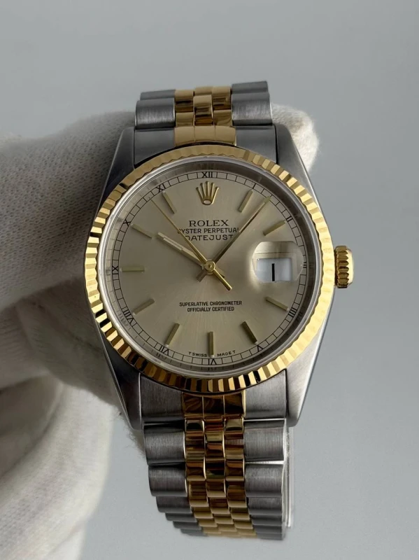 Rolex  36mm Steel and Yellow Gold 16233 2