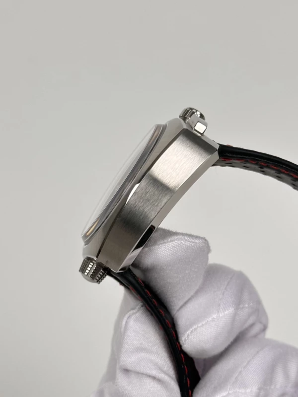 Omega Bullhead Co-Axial Chronograph 43 225.12.43.50.02.001 6