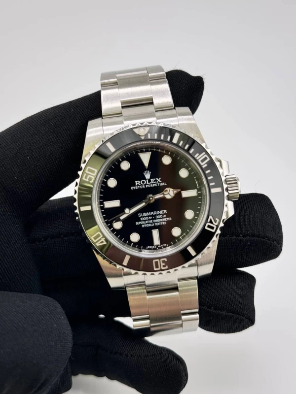 Rolex 40mm Steel 114060-0002 2