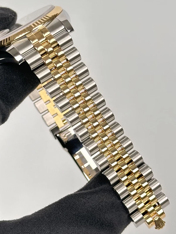 Rolex 36mm Steel and Yellow Gold 116233-0149 5
