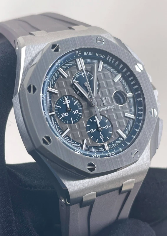 Audemars Piguet Chronograph 26400IO.OO.A004CA.02 3