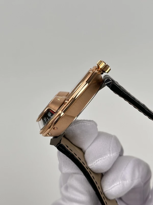 MB&F No.3 30.RTL.B 6