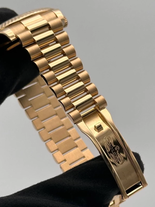 Rolex II 41mm Yellow Gold 218238 chip изображение - 8