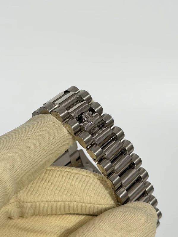 Rolex Day-Date 36mm White Gold 128239-0021 5