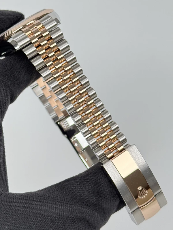 Rolex 36mm Steel and Everose Gold 126231-0019 5