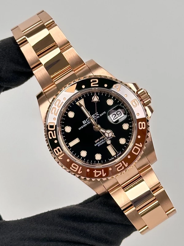 Rolex 40 mm, Everose gold 126715CHNR-0001 2