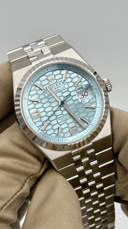 Rolex Land-Dweller 40 127336-0001 2
