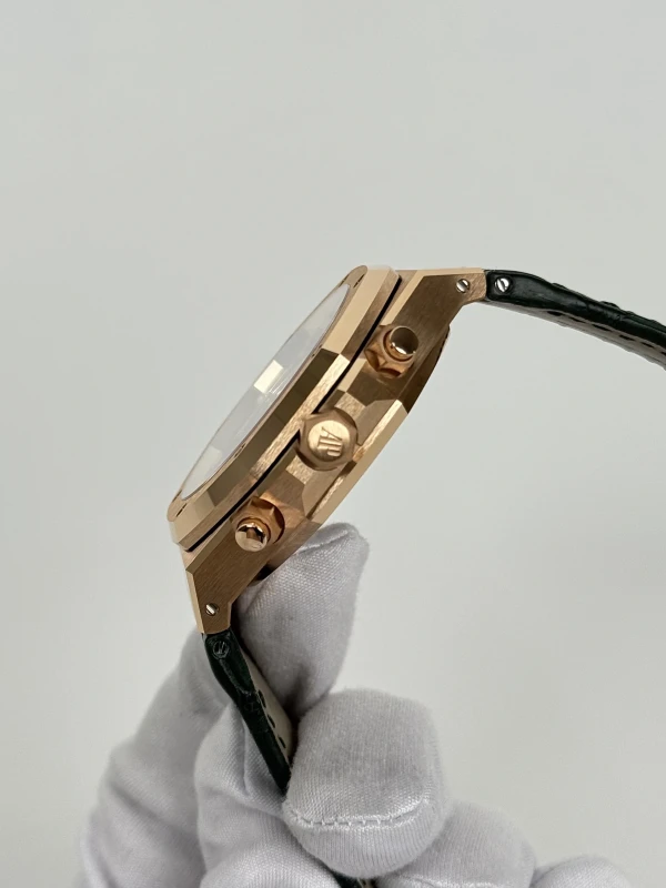 Audemars Piguet Selfwinding Chronograph 41 mm 26240OR.OO.D404CR.02 6