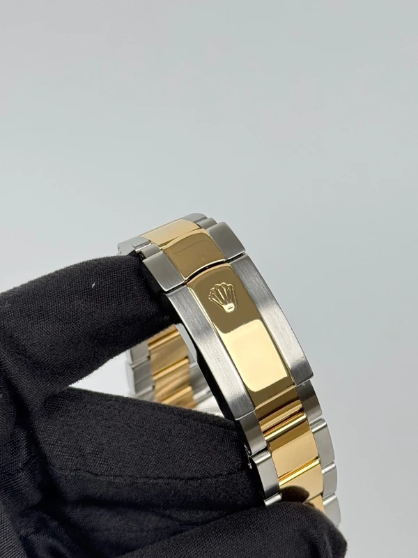 Rolex 36mm Steel and Yellow Gold 116203 5