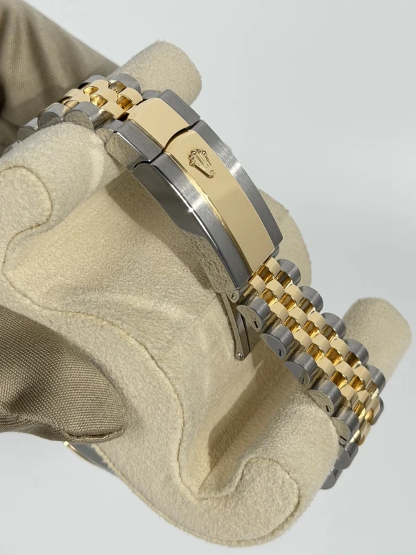 Rolex 41mm Steel and Yellow Gold 126333-0014 4