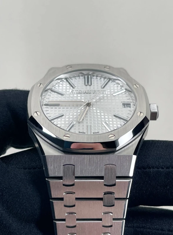 Audemars Piguet Selfwinding 15510ST.OO.1320ST.08 4