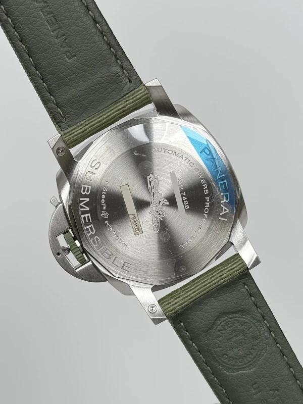 Panerai QuarantaQuattro Verde Smeraldo PAM01287 9
