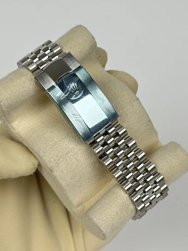 Rolex 41mm Steel 126300-0018 4