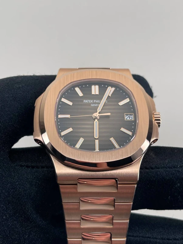 Patek Philippe 5711/1 5711/1R-001 4
