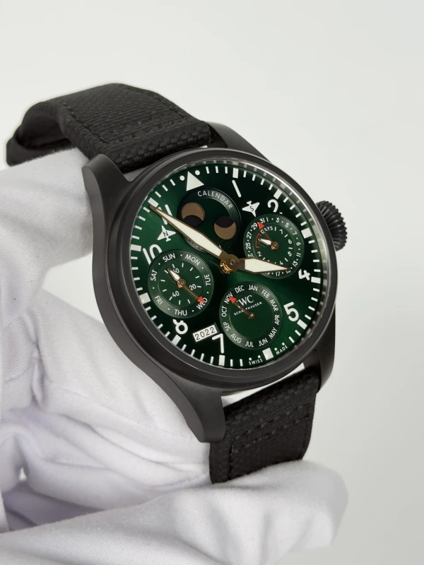 IWC Big Pilot's Watch Perpetual Calendar Edition Rodeo Drive IW503005 3