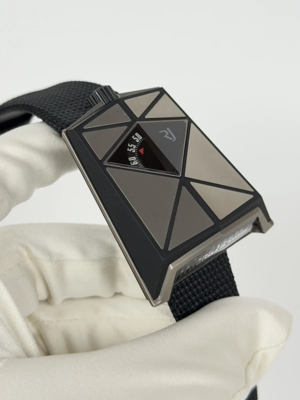 Romain Jerome Spacecraft  RJ.M.AU.SC.001.01 3