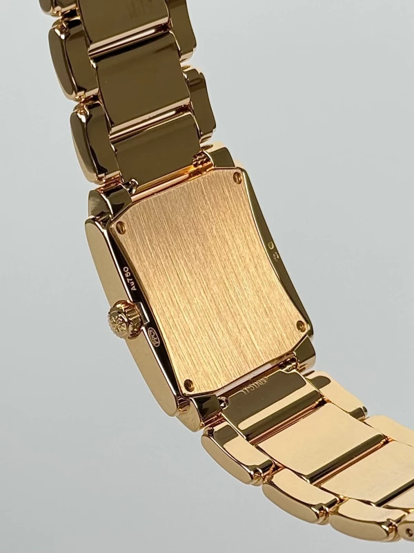 Patek Philippe 4910/1201R 9