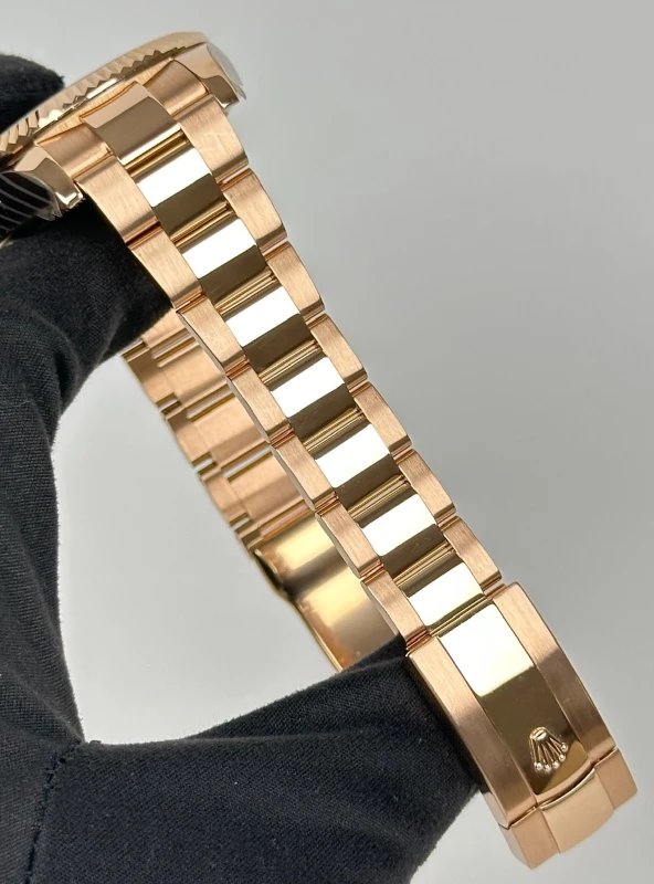 Rolex 42mm Everose Gold 326935 Chocolate 5