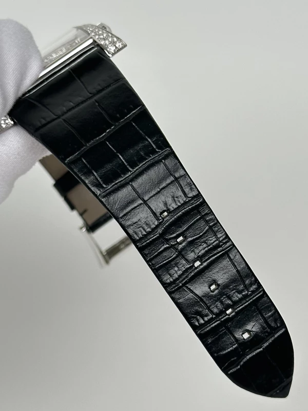 Corum 113.353.69/0081 7