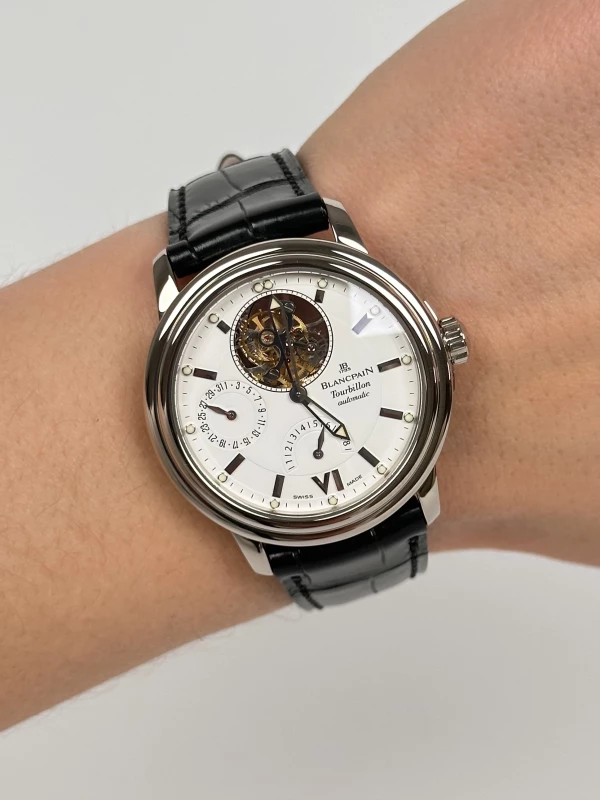 Blancpain Tourbillon Power Reserve 2125-1527-53 9